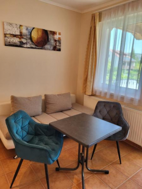 Tip-Top Apartmenthouse